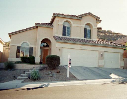 801 E Hiddenview Dr., Phoenix, AZ 85048