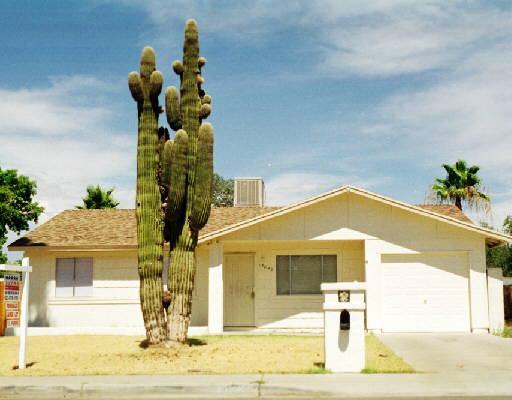 15849 N 20th St., Phoenix, AZ 85022