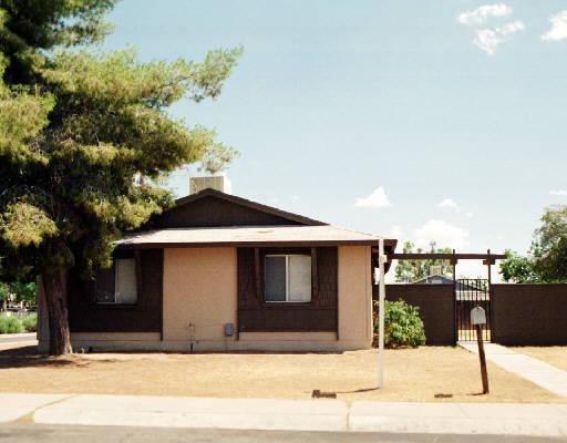 4739 E Sunland Ave., Phoenix, AZ 85040