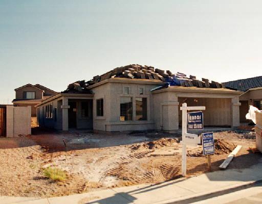 9016 E Hillview St., Mesa, AZ 85207