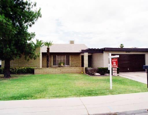 10327 W Calle Del Oro, Phoenix, AZ 85037