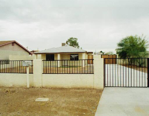 4833 S 9th St., Phoenix, AZ 85040