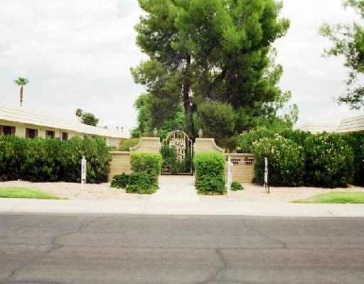 17281 N 105th Ave., Sun City, AZ 85373
