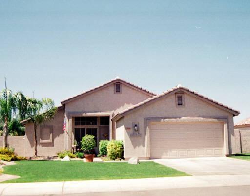 1033 W Hearne Way, Gilbert, AZ 85233