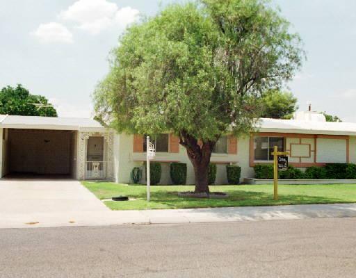 11220 N Coggins Dr., Sun City, AZ 85351
