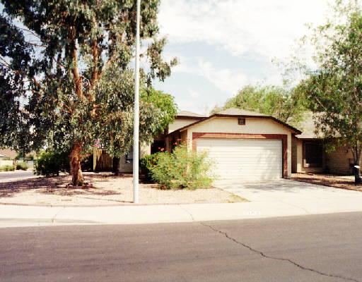 1702 E Darrel Rd., Phoenix, AZ 85042