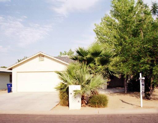 926 S Roslyn Pl., Mesa, AZ 85208