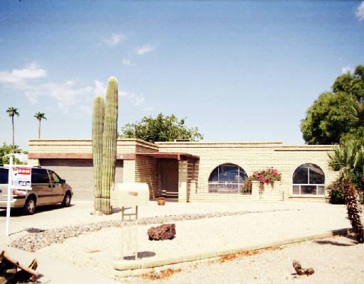 4964 W Laurie Ln., Glendale, AZ 85302