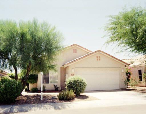 4301 E Raven Rd., Phoenix, AZ 85044