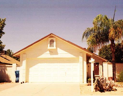 1806 E Bluefield Ave., Phoenix, AZ 85022