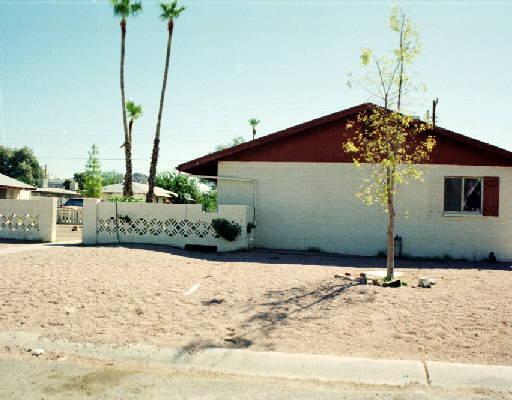 1207 N 49th St., Phoenix, AZ 85008