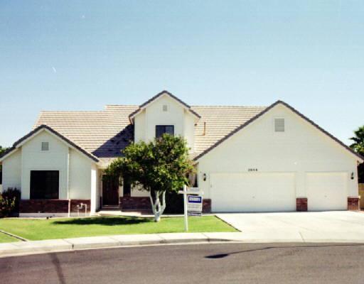 2058 E Glencove St., Mesa, AZ 85213