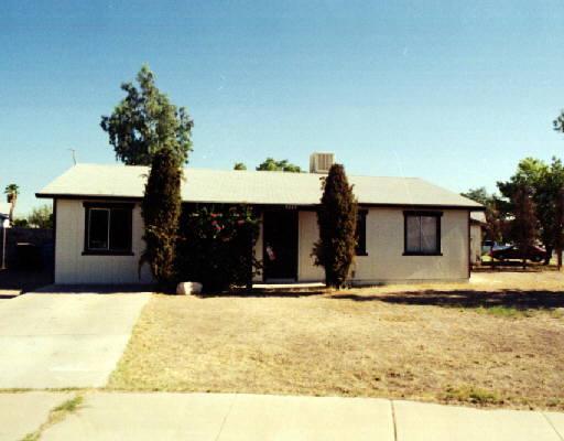 8220 W Meadowbrook Ave., Phoenix, AZ 85033