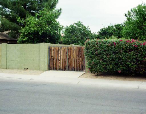 10240 N 64th Ave., Glendale, AZ 85302