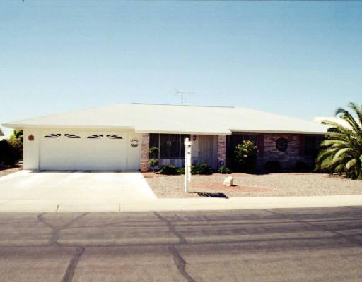 10621 N Willowcreek Cir., Sun City, AZ 85373