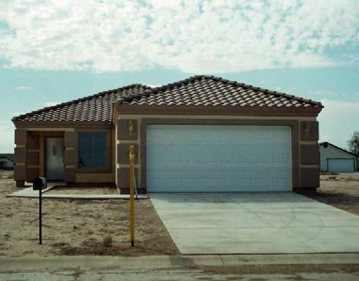 8697 W Oneida Dr., Arizona City, AZ 85223