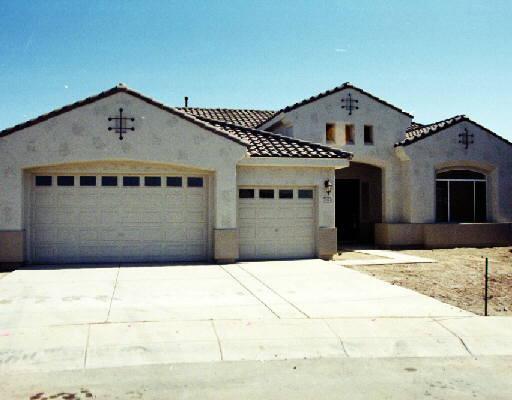 22141 N 79th Ave., Peoria, AZ 85383