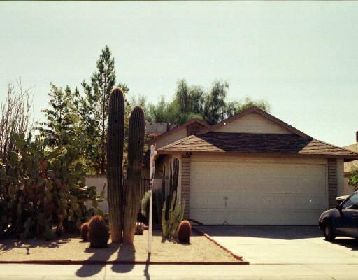 1913 E Wagoner Rd., Phoenix, AZ 85022