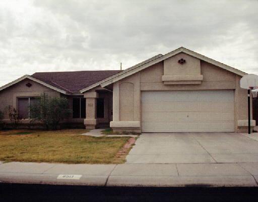 8511 W Dreyfus Dr., Peoria, AZ 85381