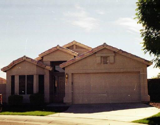 2203 E Ross Ave., Phoenix, AZ 85024