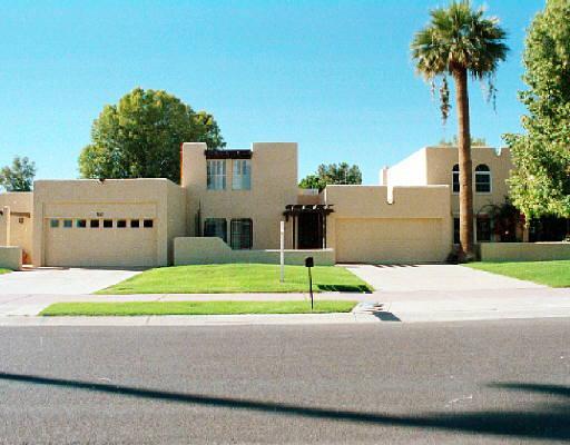 1003 N Villa Nueva Dr., Litchfield Park, AZ 85340