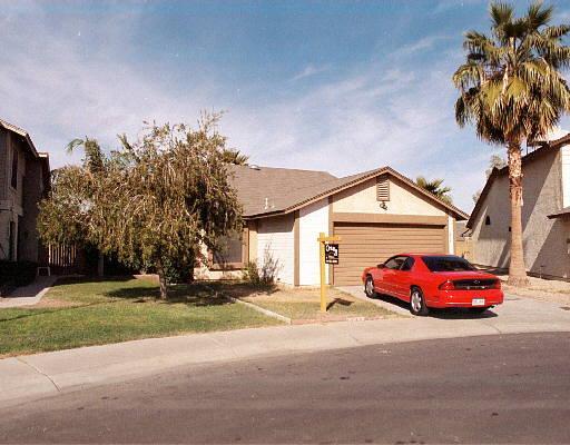 1718 E Greenway Cir., Phoenix, AZ 85042