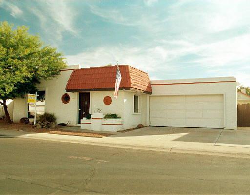 1101 E Michelle Dr., Phoenix, AZ 85022