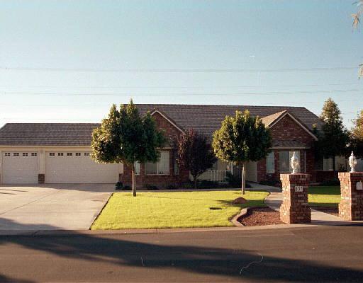 537 E Commerce Ave., Gilbert, AZ 85234