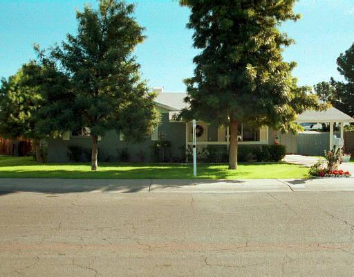 11415 N 58th Dr., Glendale, AZ 85304