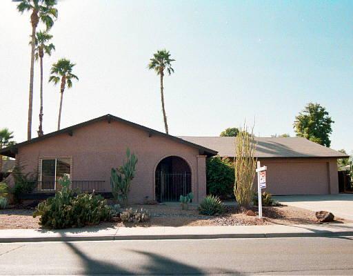 1023 W Irisado Cir., Mesa, AZ 85210
