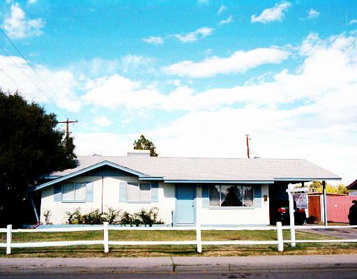 806 E Dolphin Ave., Mesa, AZ 85204