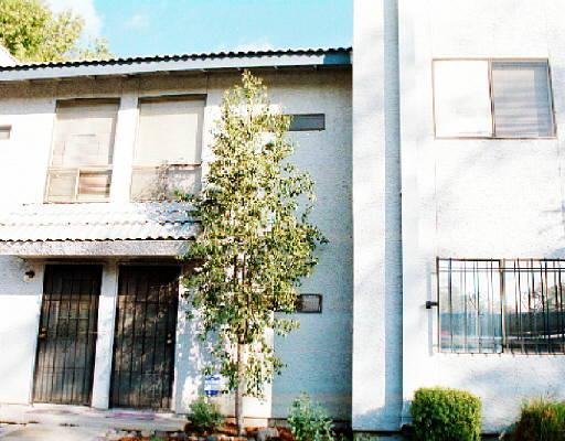 3301 E Earll Dr. #127, Phoenix, AZ 85018