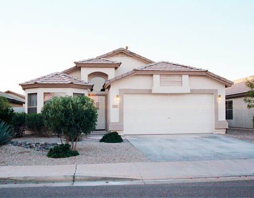 677 E Devon Dr., Gilbert, AZ 85296