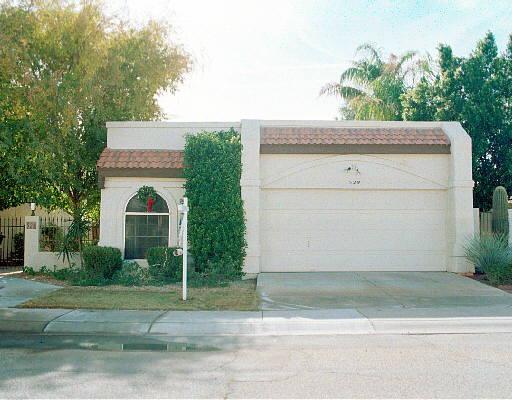 529 E Kristal Way, Phoenix, AZ 85024