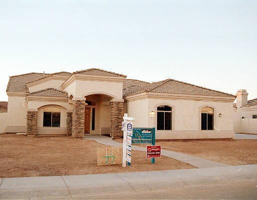 477 E Bridle Way, Gilbert, AZ 85295