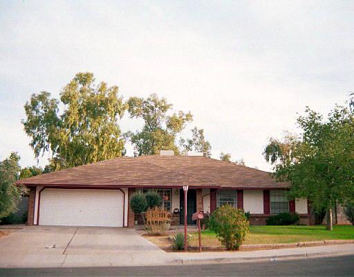 1834 E Garnet Cir., Mesa, AZ 85204