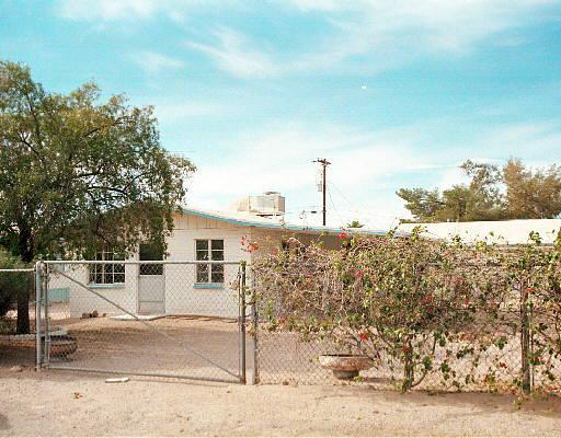 420 S Pinal Dr., Apache Junction, AZ 85220
