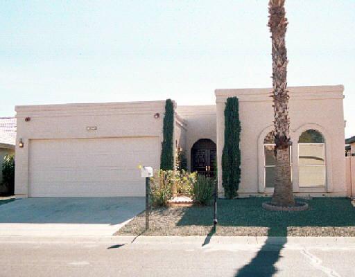 10521 E Navajo Pl., Sun Lakes, AZ 85248