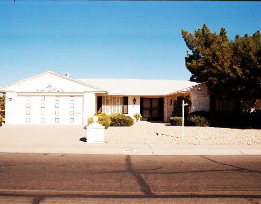 16821 N Meadow Park Dr., Sun City, AZ 85351