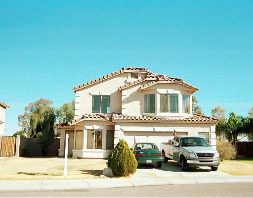 921 N Monterey St., Gilbert, AZ 85233