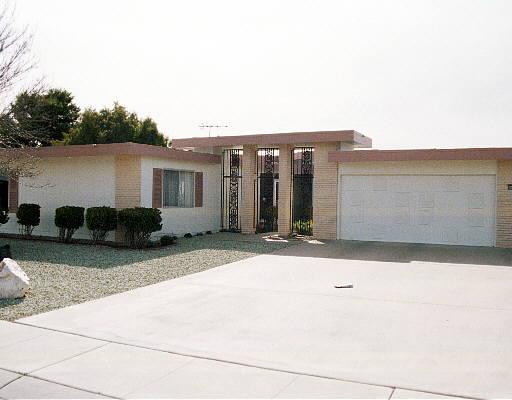 16802 N Meadow Park Dr., Sun City, AZ 85351