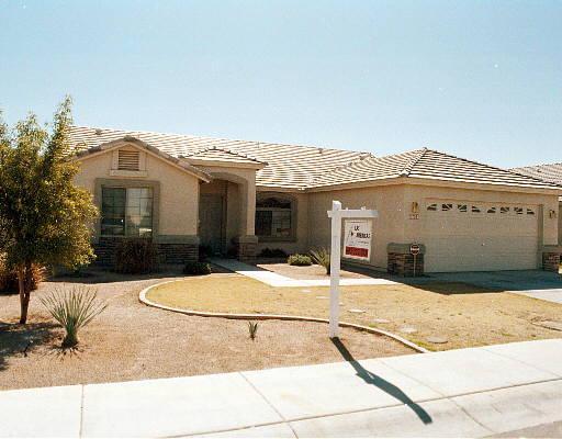1703 E Francisco Dr., Phoenix, AZ 85042