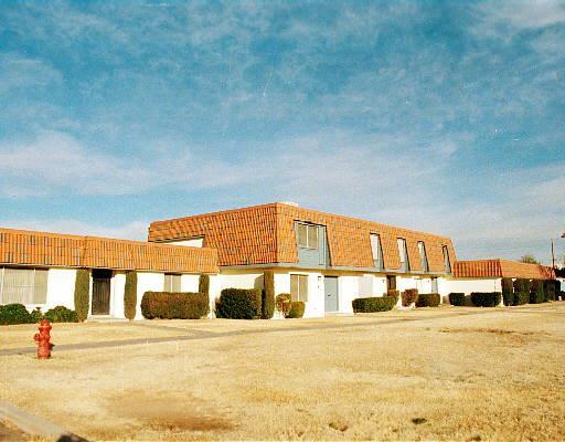 7829 N 49th Ave., Glendale, AZ 85301