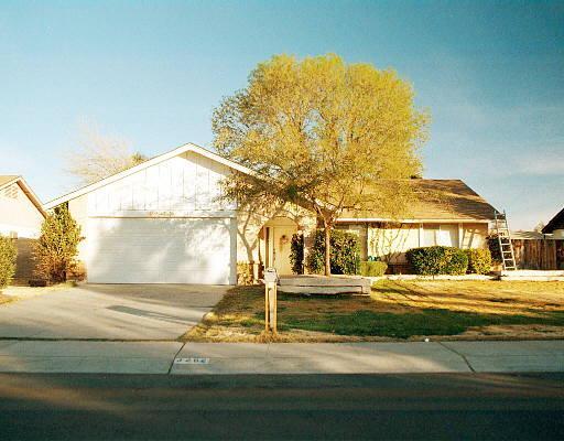 3262 W Angela Dr., Phoenix, AZ 85053