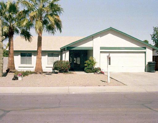 8020 W Larkspur Dr., Peoria, AZ 85381