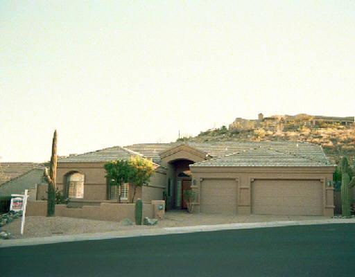 829 E Cathedral Rock Dr., Phoenix, AZ 85048