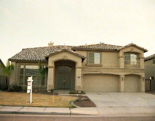 1391 E Crescent Way, Chandler, AZ 85249