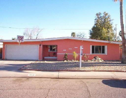 3743 E Laurel Ln., Phoenix, AZ 85028