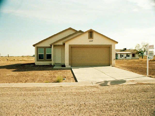 12337 W Lobo Dr., Arizona City, AZ 85223