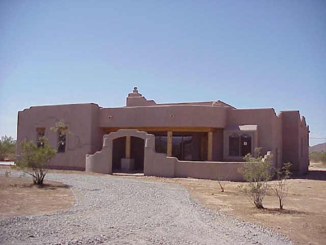 2215 W Estrella Rd., New River, AZ 85087